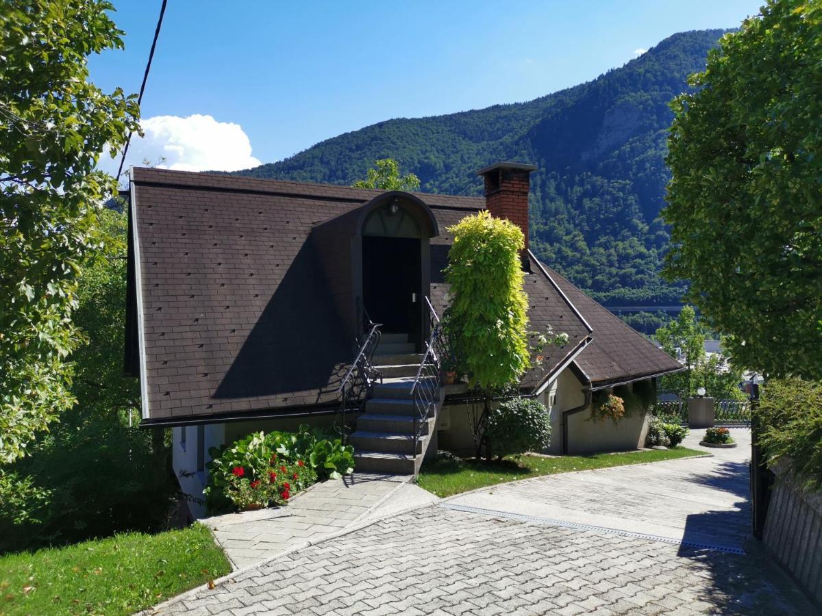 Apartmaji Mak Jesenice Zewnętrze zdjęcie